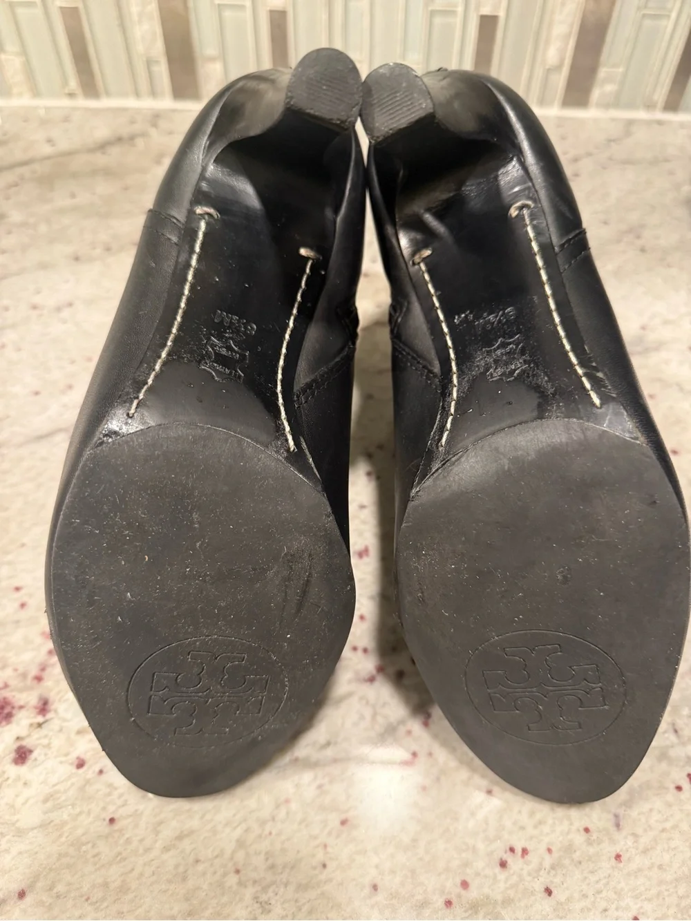Tory Burch US 8.5M Bristol Black Leather Belted Logo Ankle Boots Booties